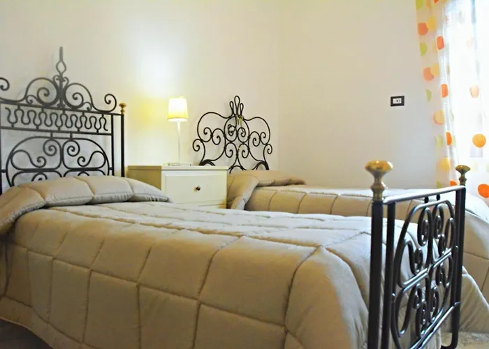 Mira House